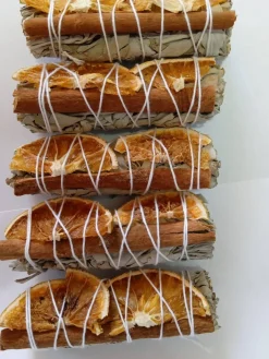 Cheap HippieChic Bouquet de tranches d'orange et de cannelle avec sauge blanche