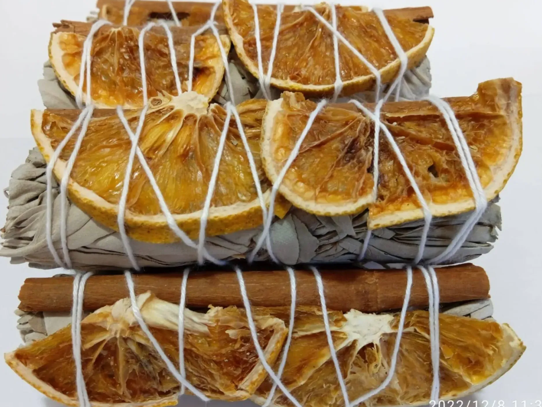 Cheap HippieChic Bouquet de tranches d'orange et de cannelle avec sauge blanche