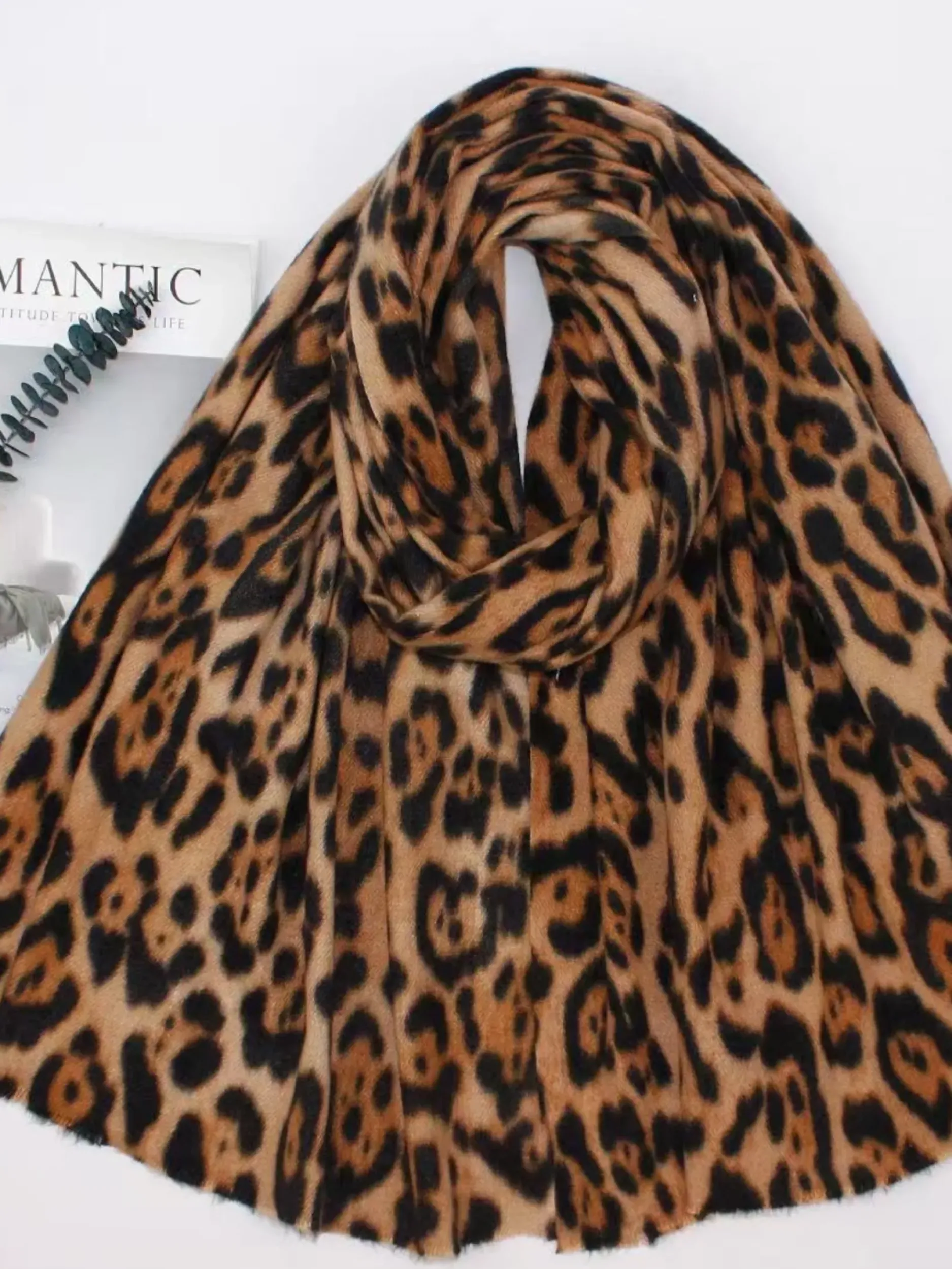 New HippieChic Écharpe en Laine Léopard