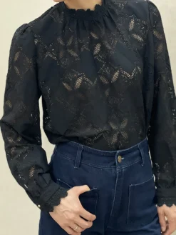 Hot HippieChic Chemise Dentelle Col Montant