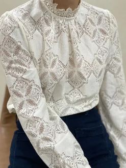 Hot HippieChic Chemise Dentelle Col Montant