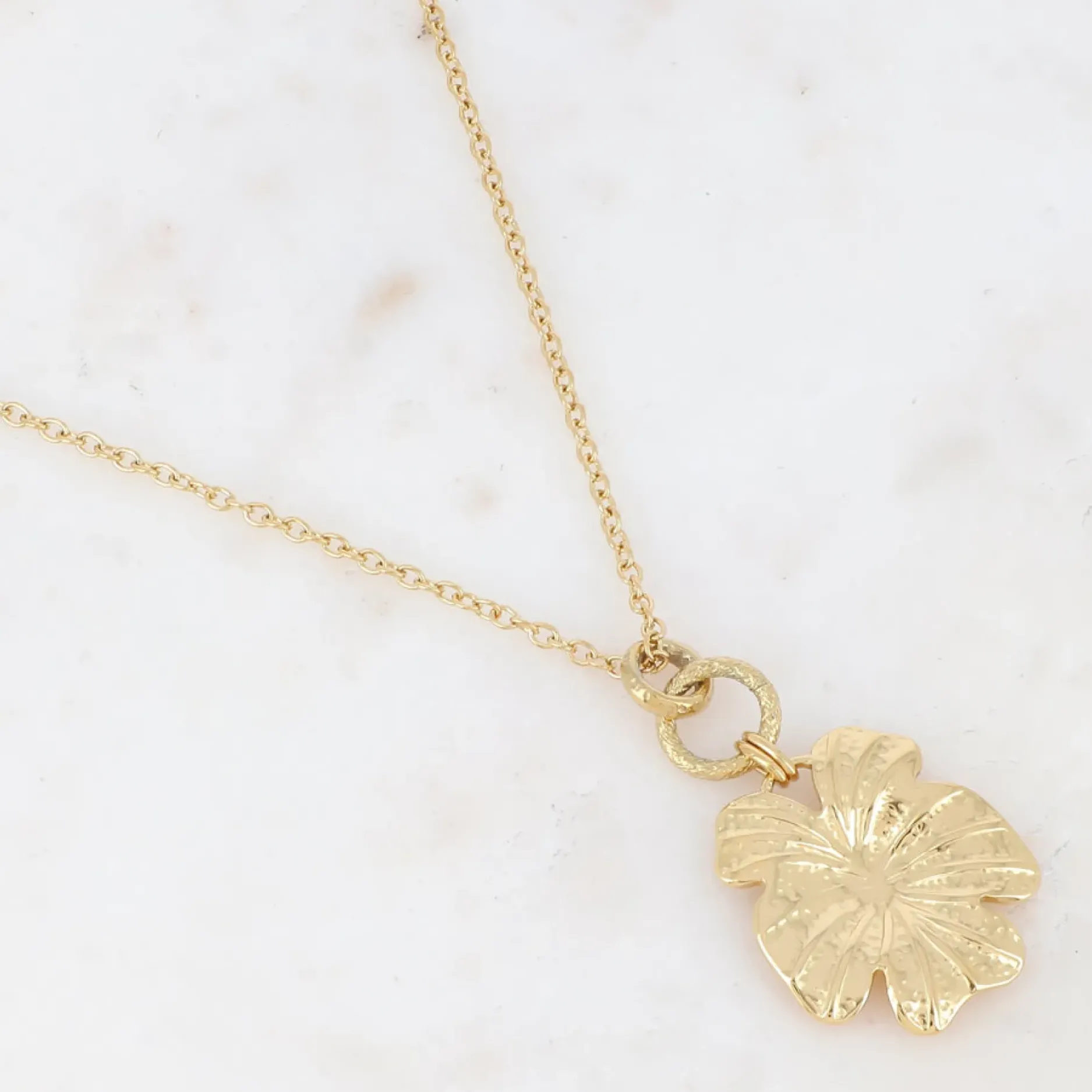 Cheap HippieChic Collier avec Feuillage Doré