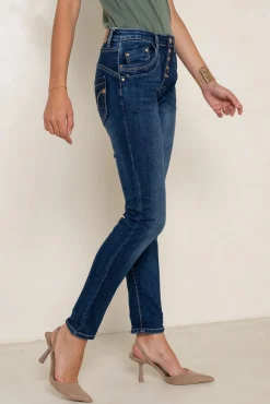 New HippieChic Jean Fit 5 boutons