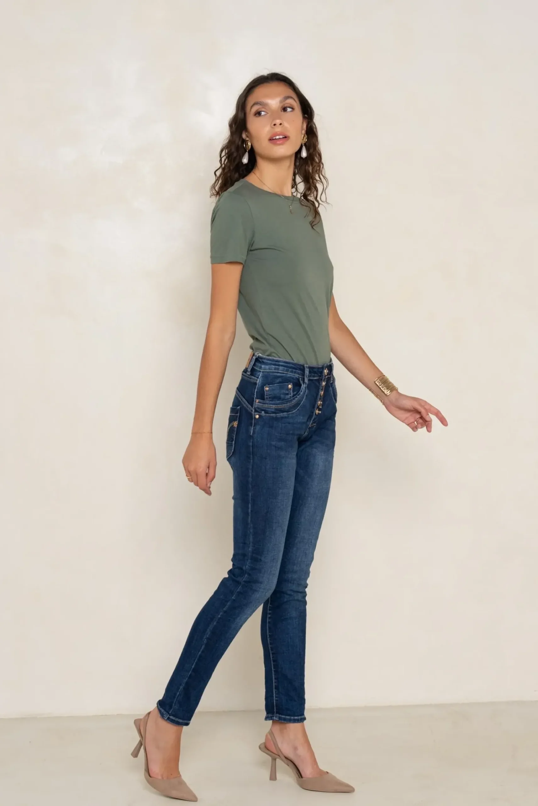 New HippieChic Jean Fit 5 boutons