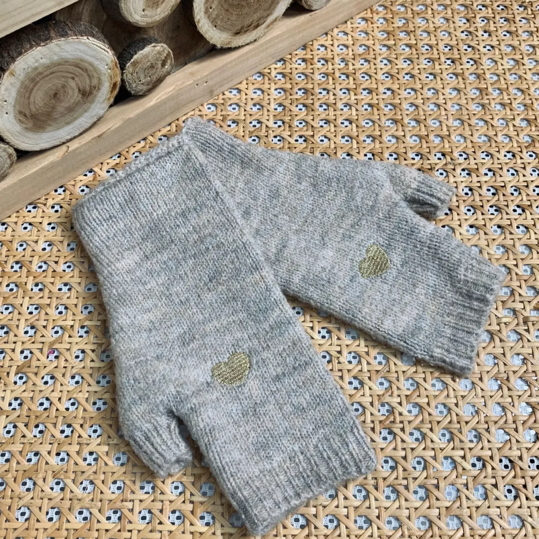 Cheap HippieChic Mitaine Coeur Brodé