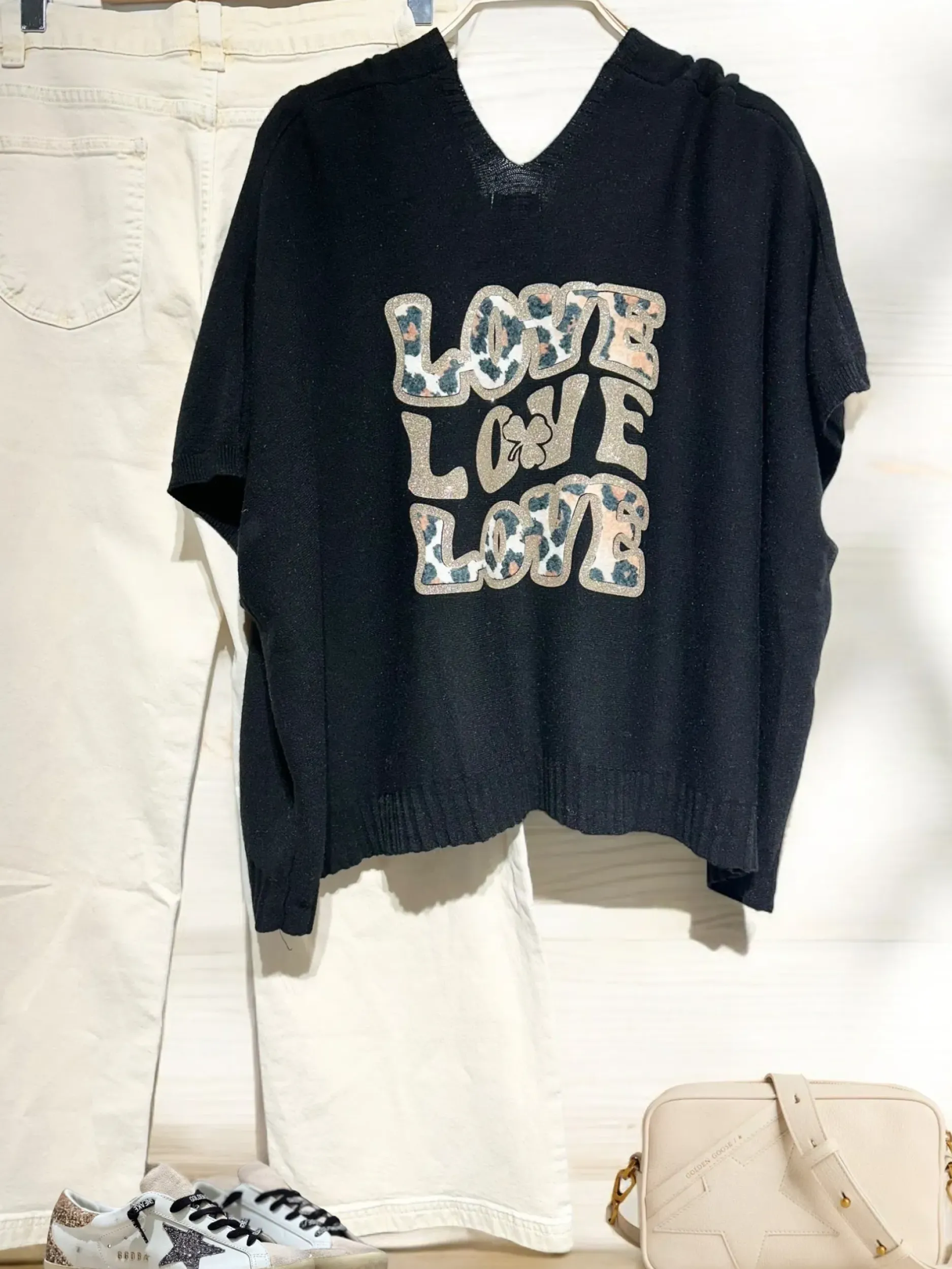 Shop HippieChic Pull Love Love Love