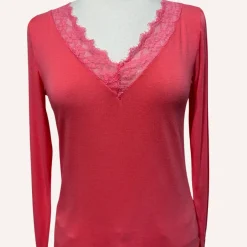 Shop HippieChic Sous Pull Uni avec Dentelles Noir