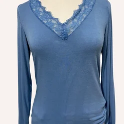 Shop HippieChic Sous Pull Uni avec Dentelles Noir