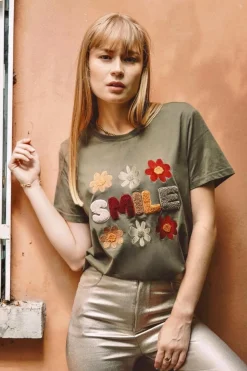 Cheap HippieChic Tee-shirt Smile Flowers